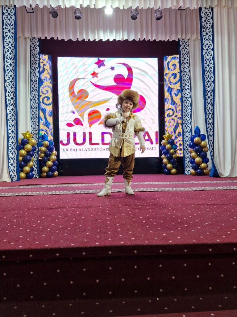 67c9f8bc-a68c-454c-bd16-a0a60be11c71